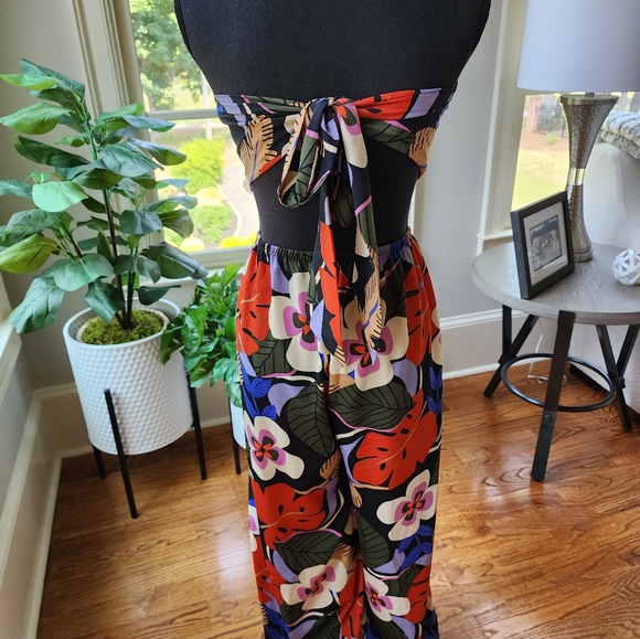 Size L Tyche jumper. New, never worn!  Elastic waist for stretch. - Picture 3 of 3